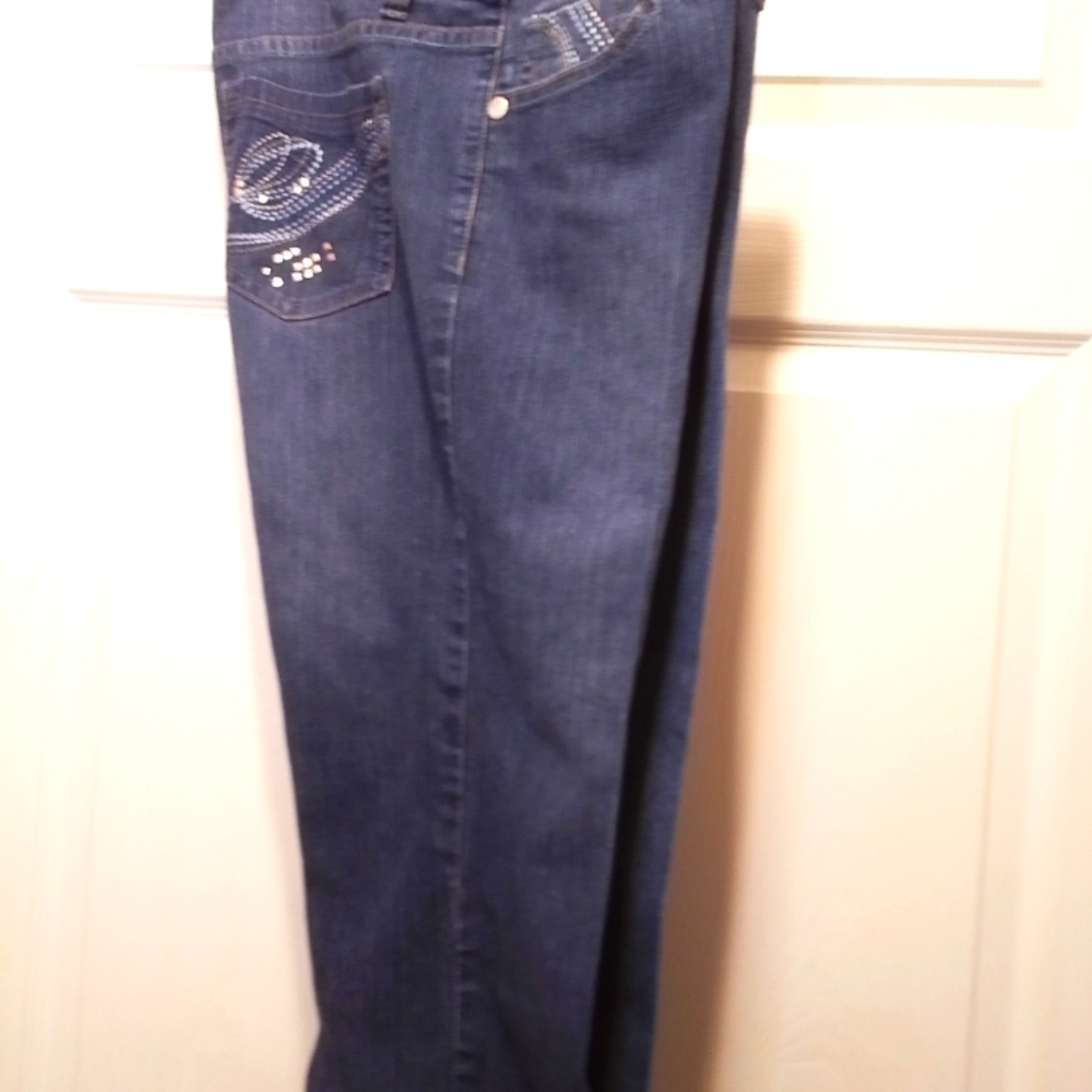 Blue IDentity Capri Jeans  Opaque Button Zipper Closure Size 10